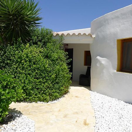شقة مْبيخير ذي لا فرونتيرا  في Finca Du Ressourcement Higueron المظهر الخارجي الصورة